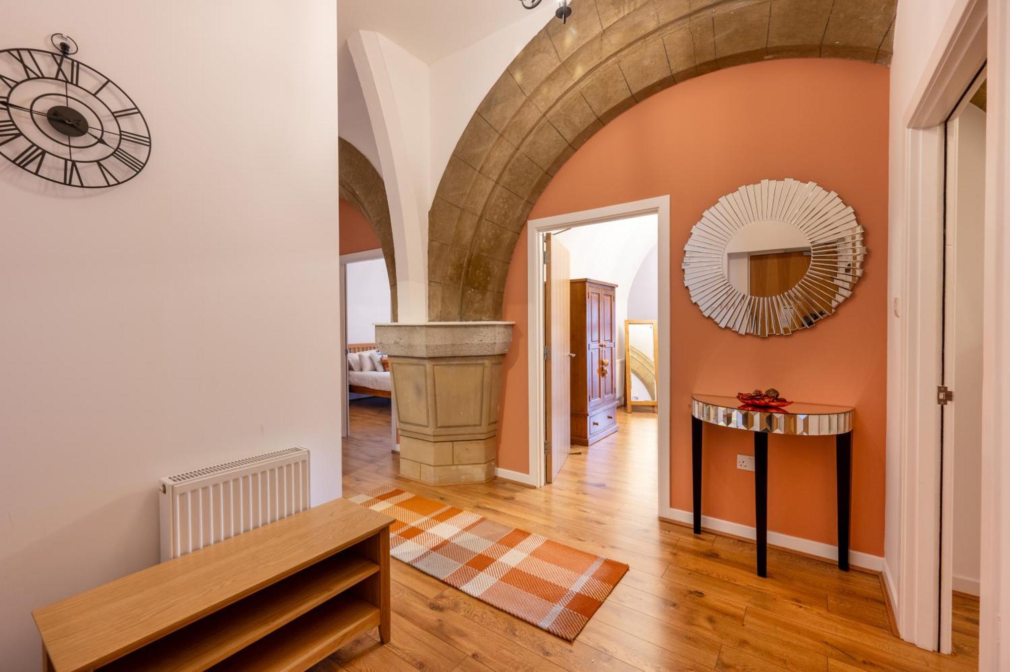 Abbey Church Upper North Aisle Luxury Self Catering 2 Bedroom Apartments Форт Аугустус Екстериор снимка