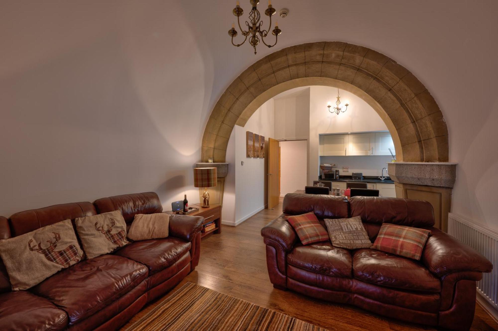 Abbey Church Upper North Aisle Luxury Self Catering 2 Bedroom Apartments Форт Аугустус Екстериор снимка