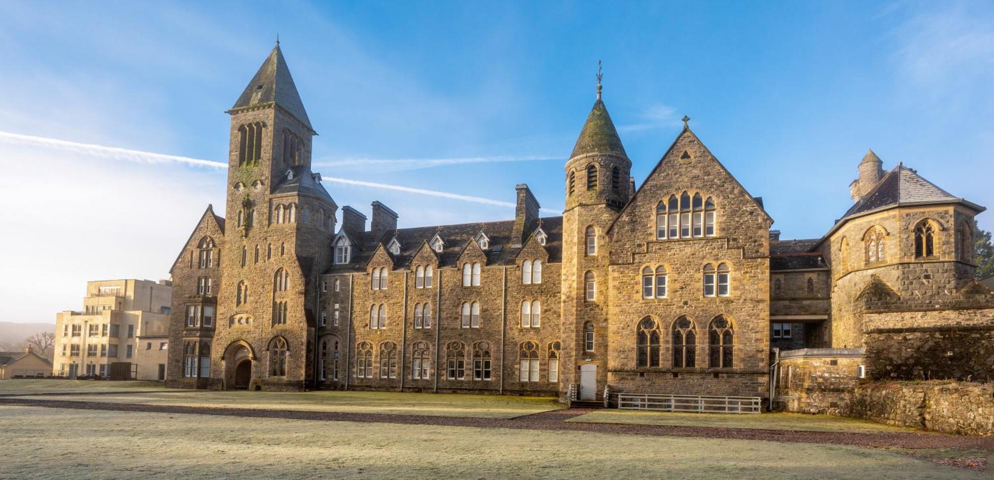 Abbey Church Upper North Aisle Luxury Self Catering 2 Bedroom Apartments Форт Аугустус Екстериор снимка